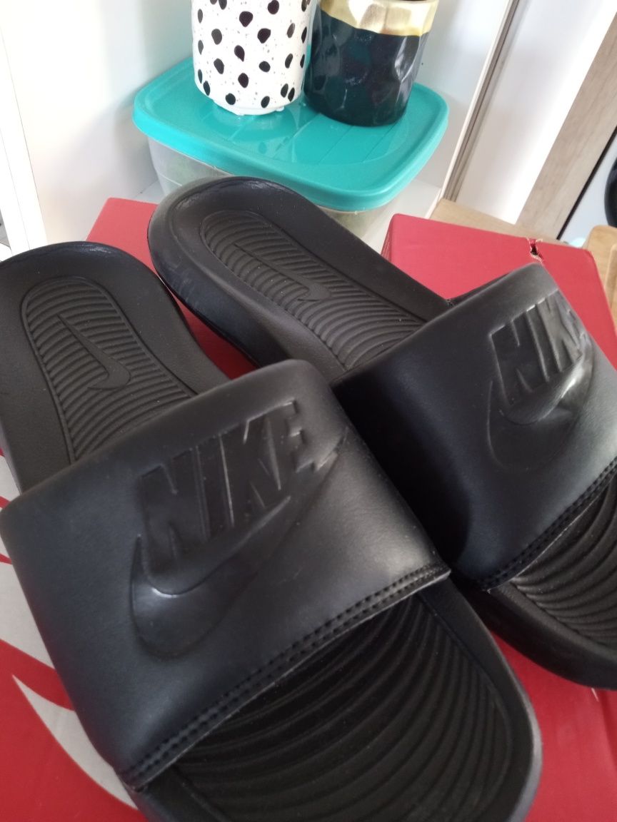 Дамски чехли Nike
