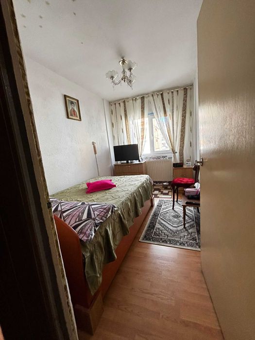Apartament 3 camere decomandat+ 2 balcoane