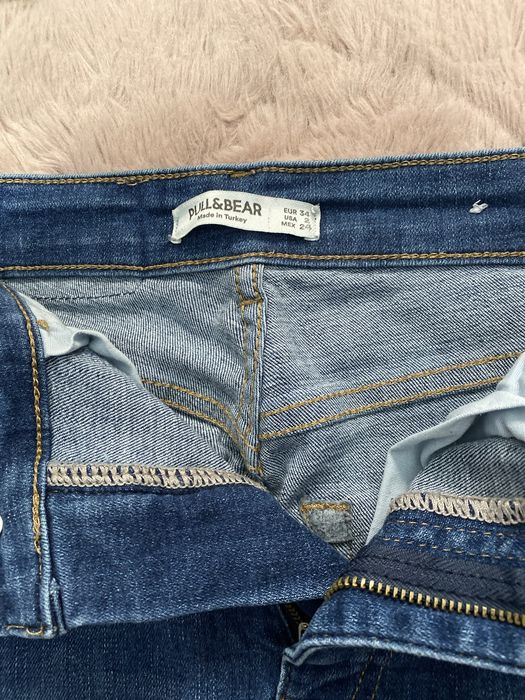 Blugi Pull&Bear cu talie inalta