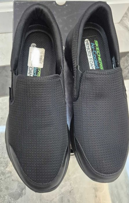 кроссовки SKECHERS