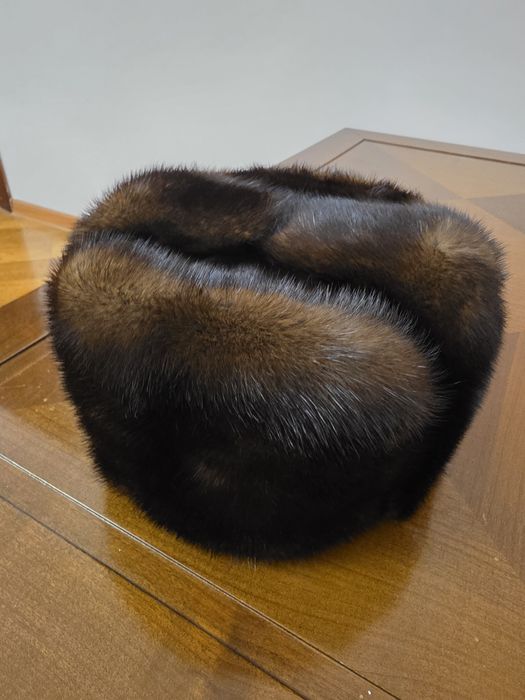 Продам норковую шапку