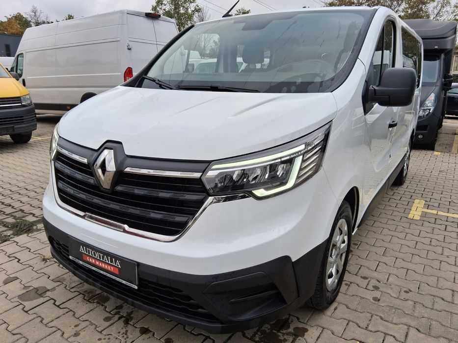 Renault Trafic Renault Trafic Combi 2.0 Blue dCi 110 S&S L1 8+1 Life