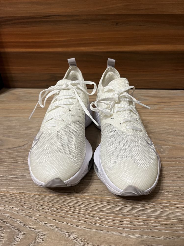 НОВИ Nike Air Zoom / Flyease