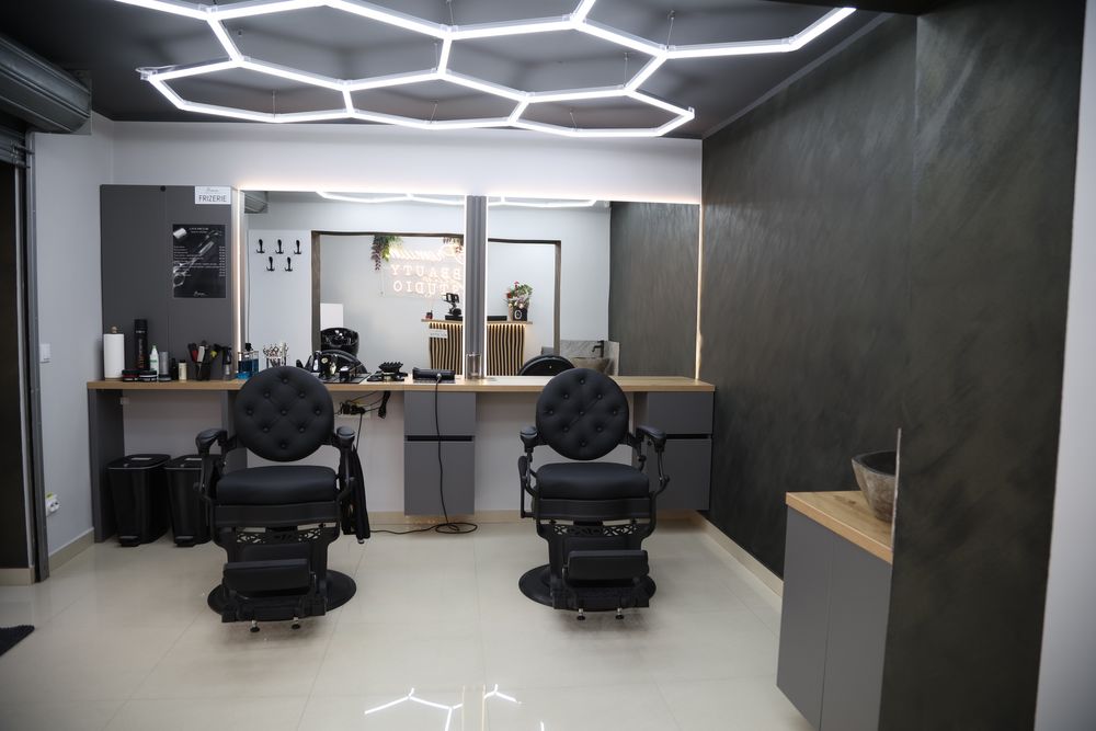 Premium Beauty Studio cauta colaboratori pentru frizerie si coafura