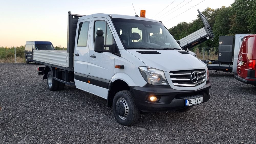 Mercedes Sprinter 516 4x4  Doka 6 locuri si Bena