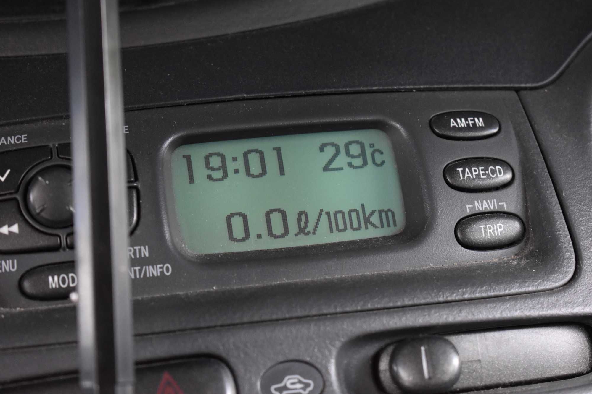 Toyota Yaris 2002г.