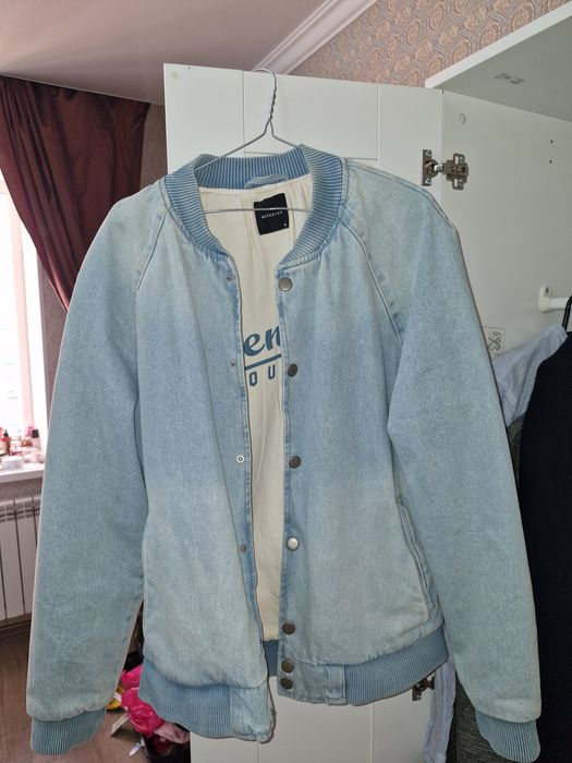 Бомбер мужской RESERVED (размер M)