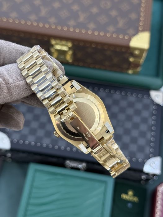 Rolex Day-Date 40 Index Gold 18k