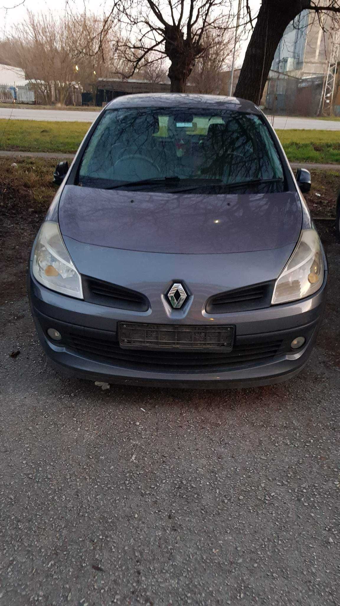 Renaut clio на части