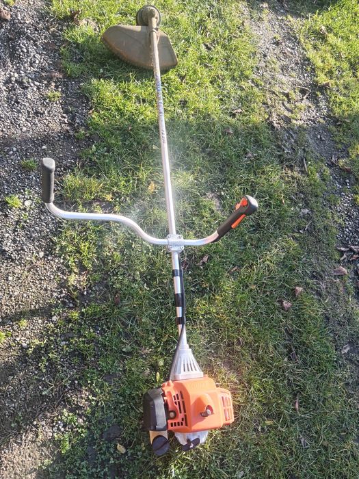 Vand moto coasa Stihl FS 235