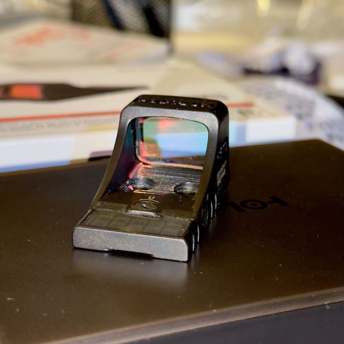 Holosun SCS amprenta Glock MOS plus OpticGuard