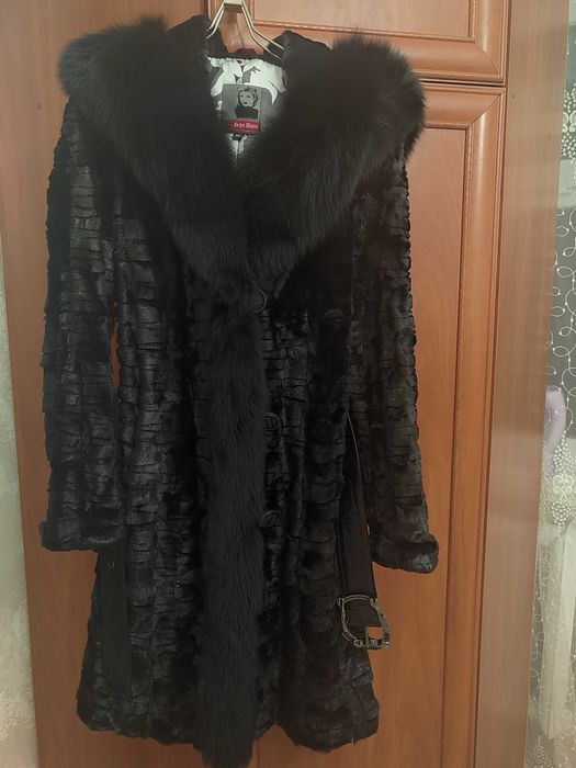 Продам норковую шубу