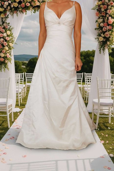 три булчински рокли на символична цена