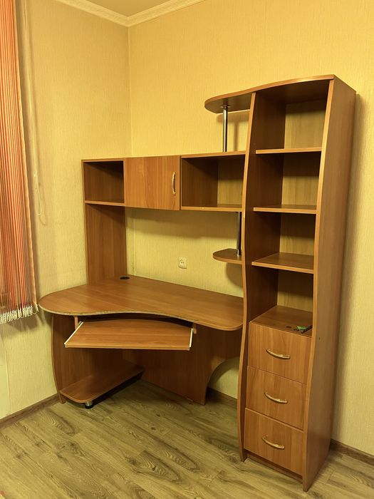 СРОЧНО Продам компьютерный стол