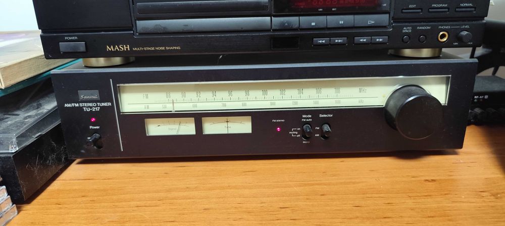 Тунер Sansui TU-217