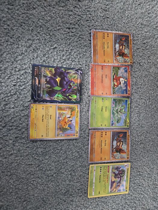 Carduri pokemon reale