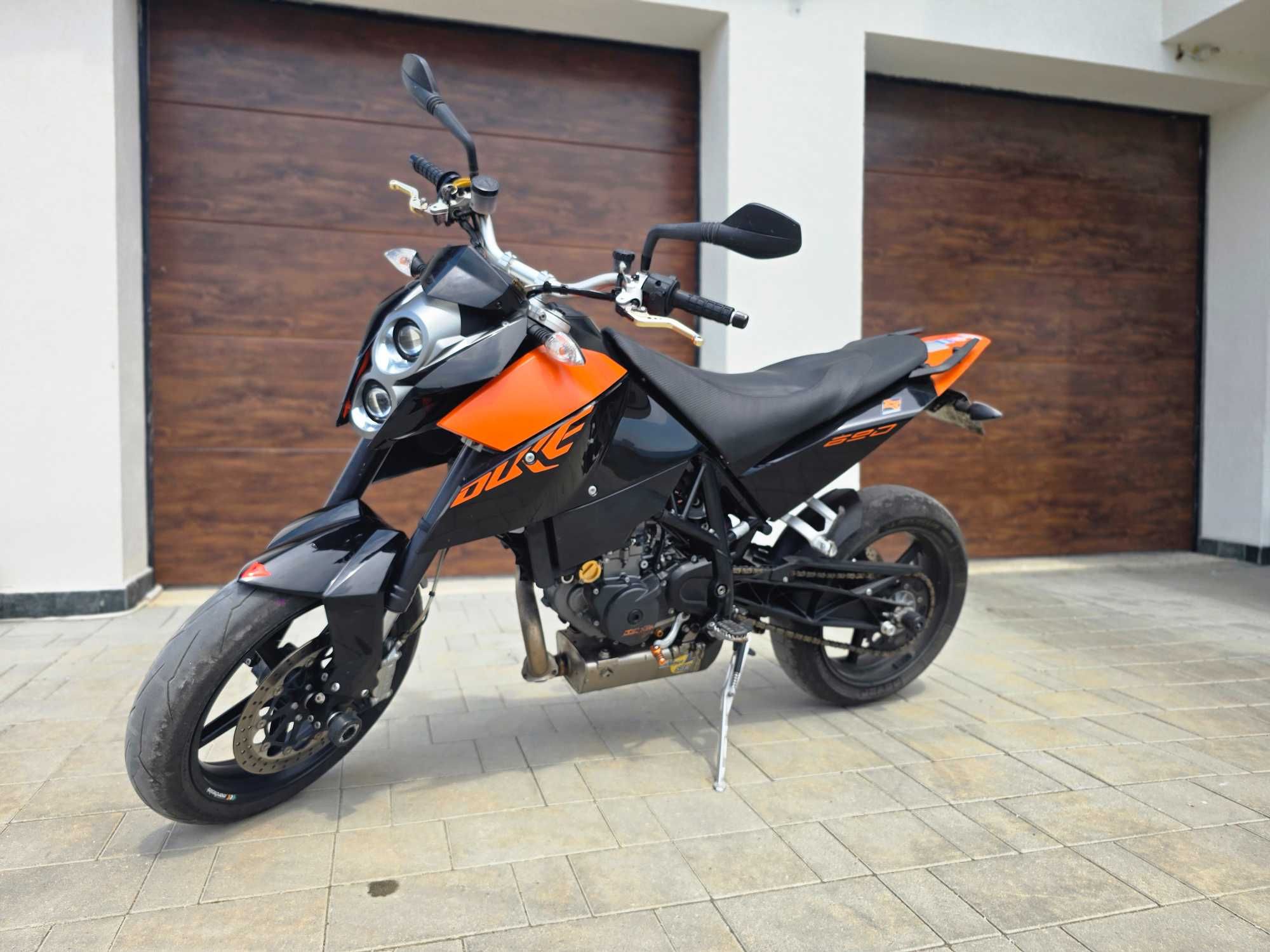 Ktm duke 3 690 / 2010