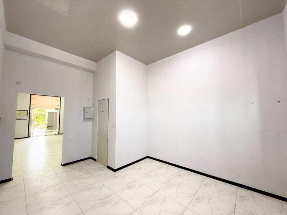 Срочно продаётся нежилое помещения 1линия  магазин офис аптека