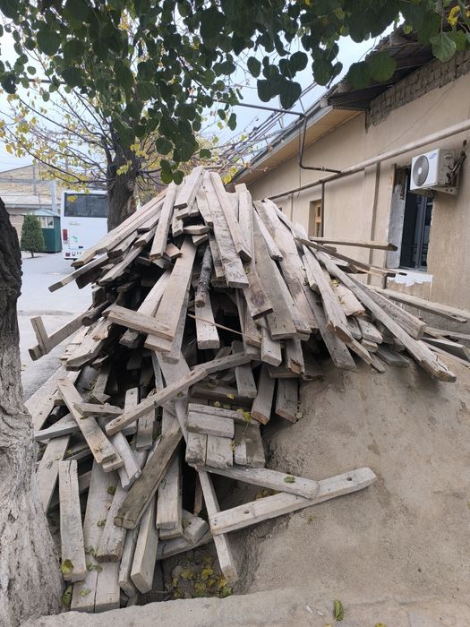 Тахталар сотаман