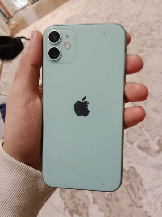 Айфон 11 с коробкой