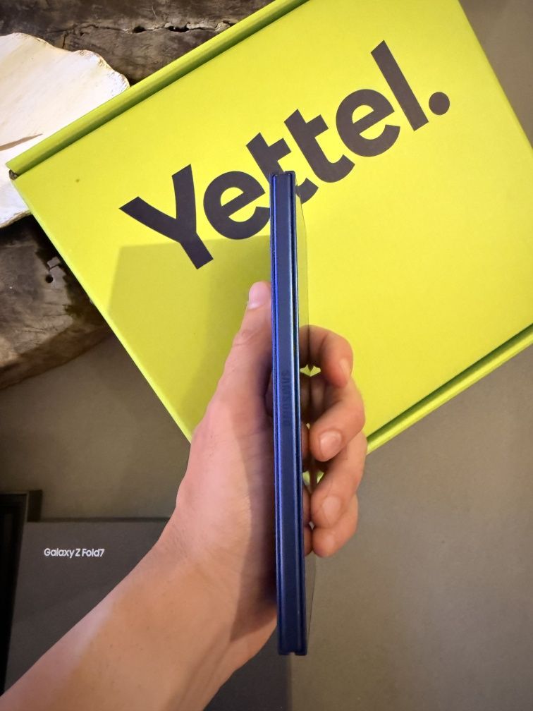 Здравейте,продавам чисто нов Samsung Fold 7 256гб !
