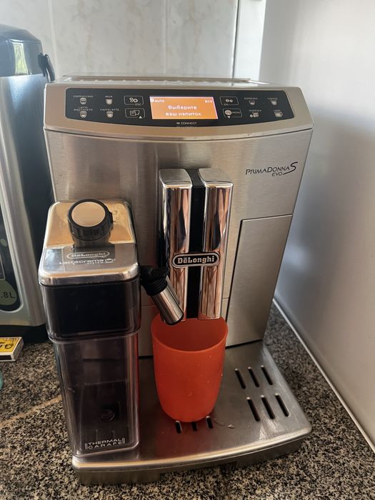Кофемашина delonghi