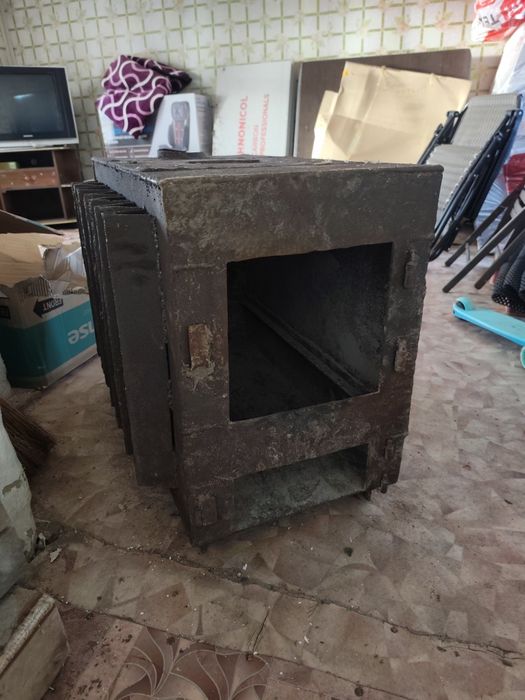 Продам печь почти новая