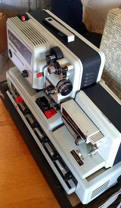 Video priector antichitati