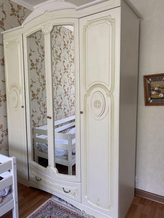 Спальный гарнитур