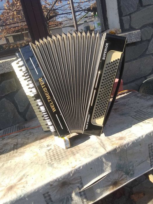Акордеон велтмеистер