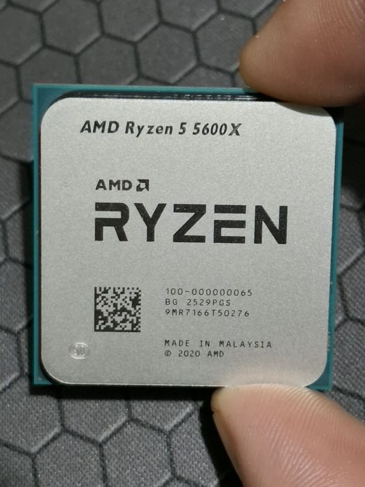 AMD Ryzen 5 5600x 6 Ядрен 3.7ghz