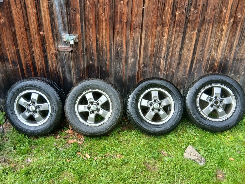 Range Rover , Land-rover Discovery wheels and tyres