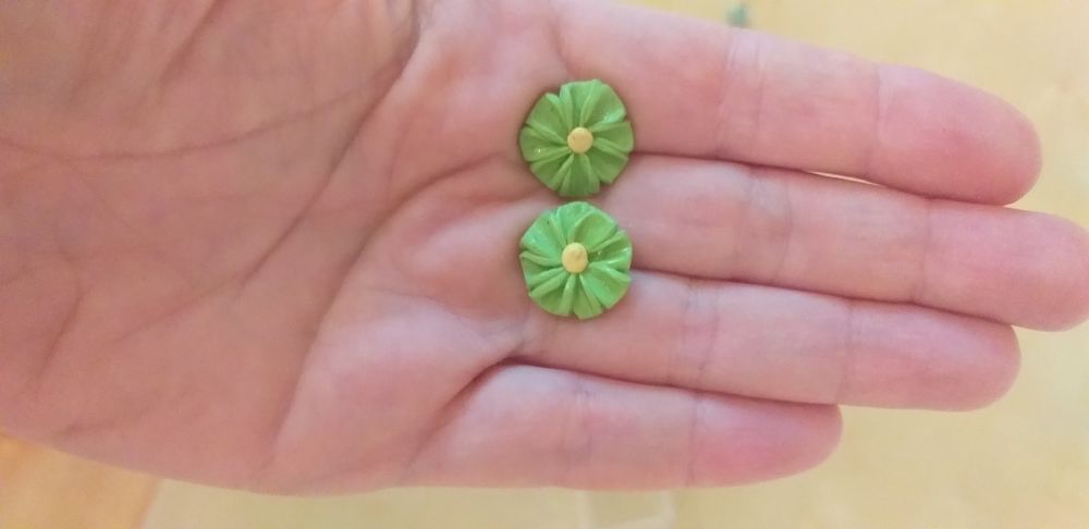 Обеци цветчета