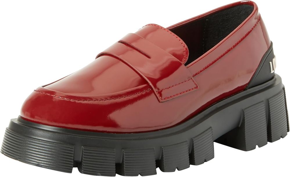 Нови обувки Love Moschino