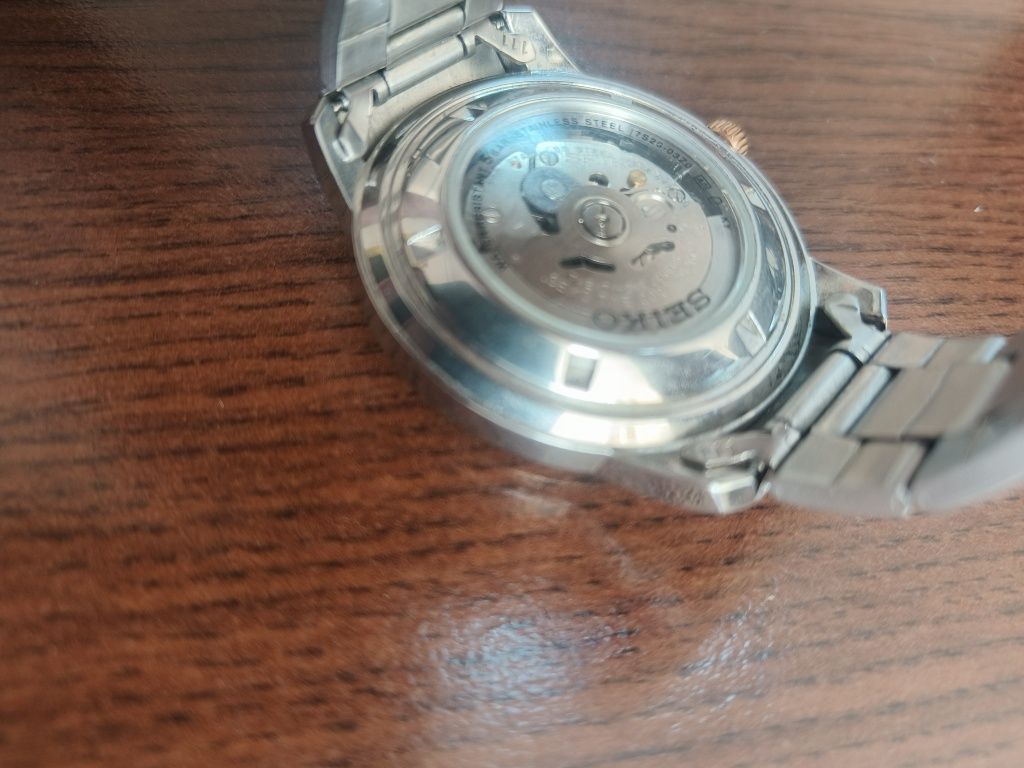 Часовник seiko 5