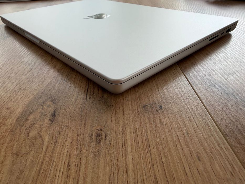 MacBook Pro 16" M4 MAX 16-CPU, 40-GPU, 128GB RAM, 2TB SSD, В ГАРАНЦИЯ — миниатюра 2