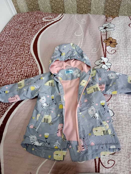 Продам куртку демисезонка