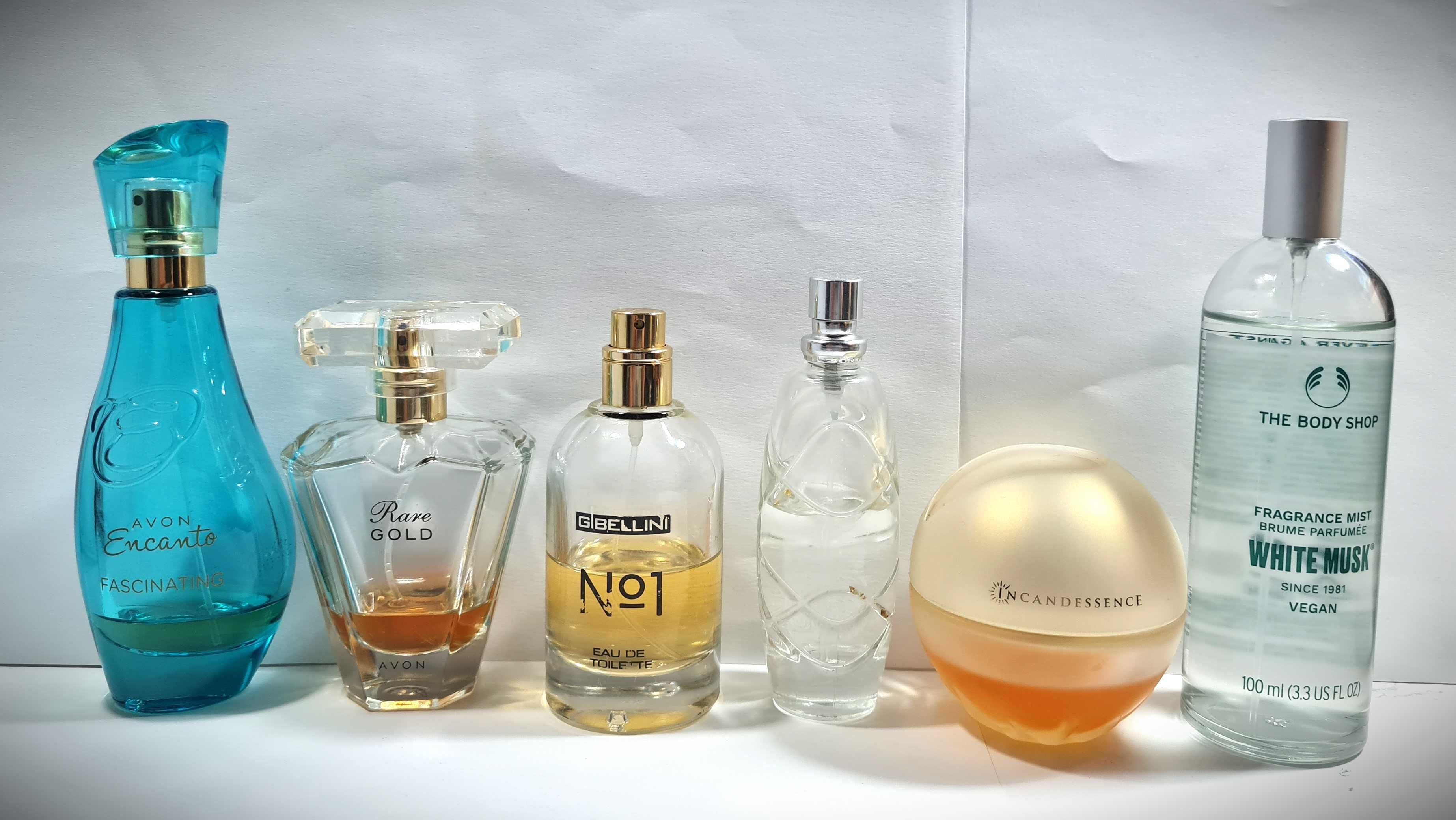 6 sticle cu parfum, vechi