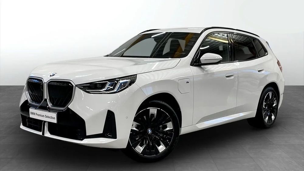 BMW X3 PLUG-IN HYBRID - 4X4 - M Sport - 360° - Memory - Head Up - HK - ACC