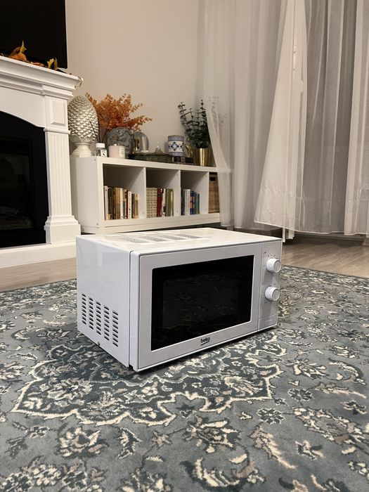 Cuptor cu microunde Beko