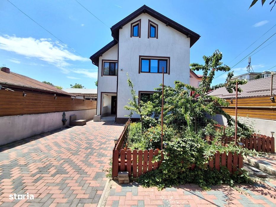 Casa  Oras Voluntari