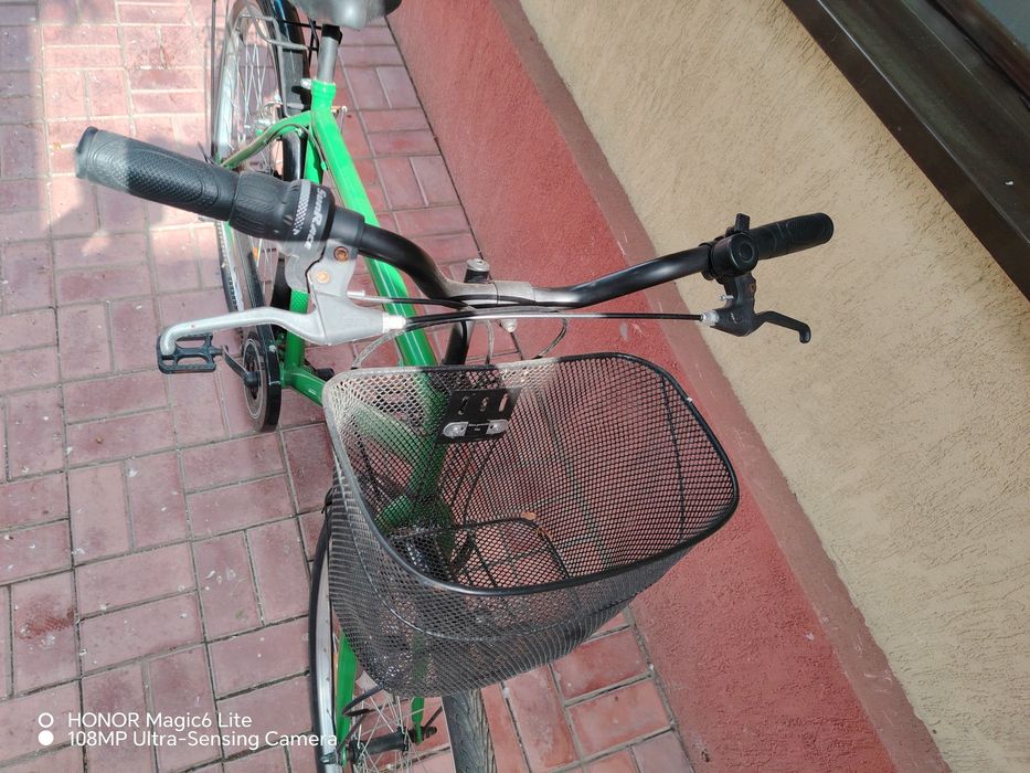 Bicicletă / nefolosită