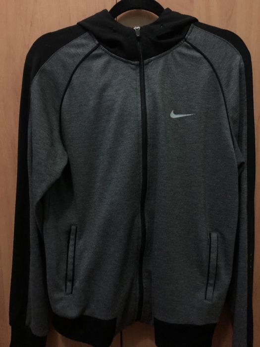Оригинално мъжко горнище на Nike