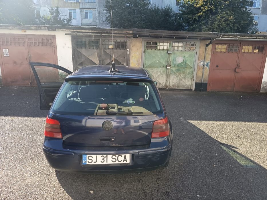Volkswagen  Golf 4