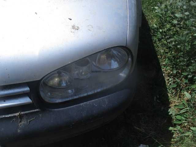 Far stanga dreapta VW GOLF4 originale stare perfecta PROBATE