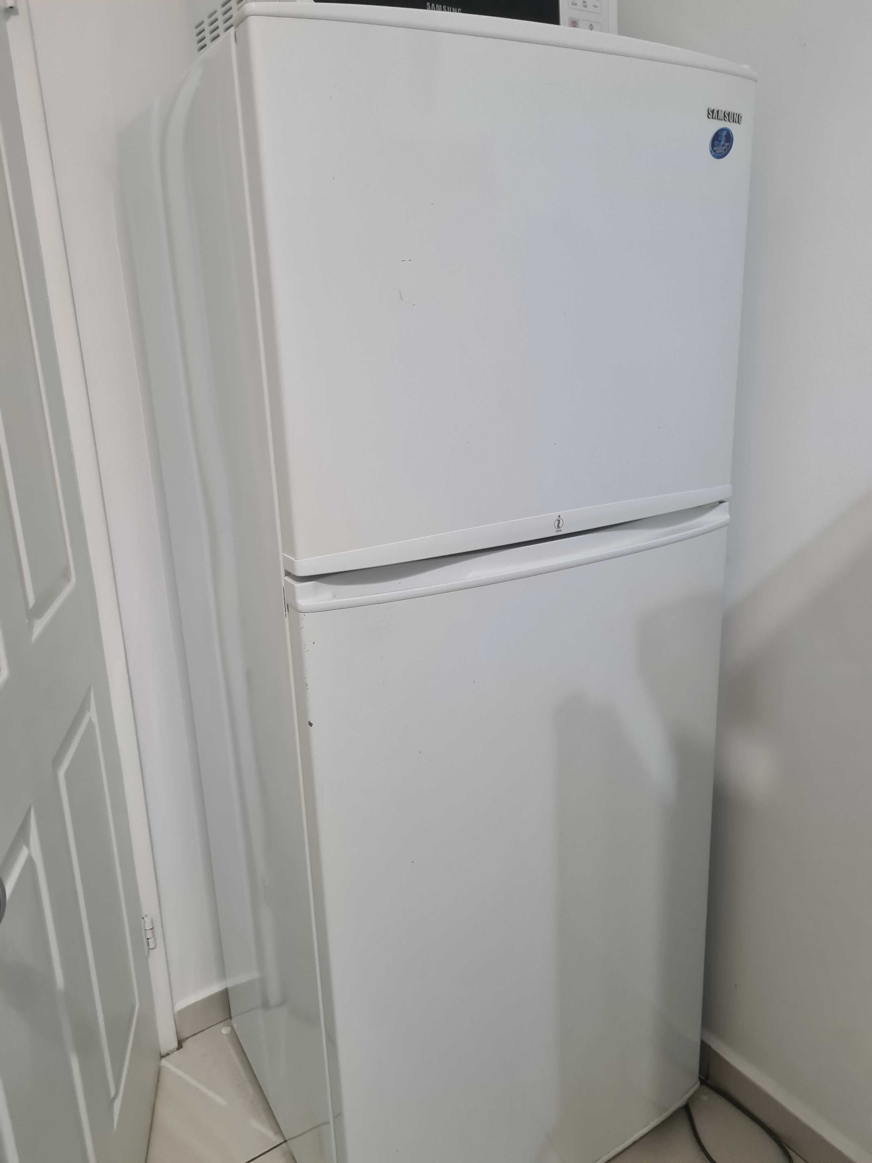 Продам холодильник Samsung,  б/у