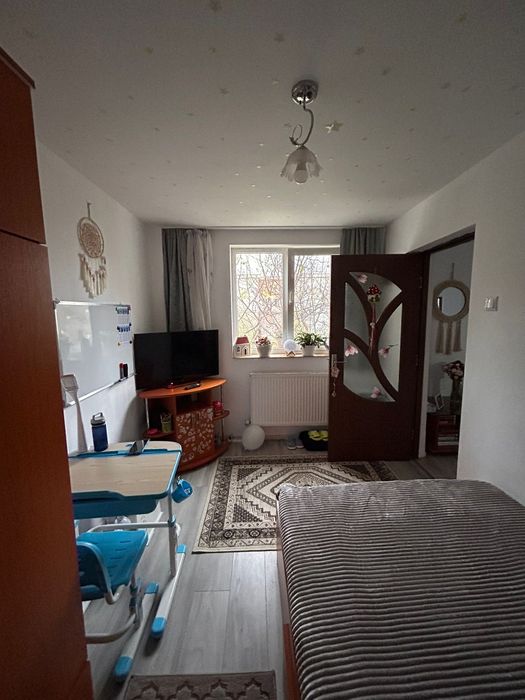 Apartament de închiriat 2 camere podu ros