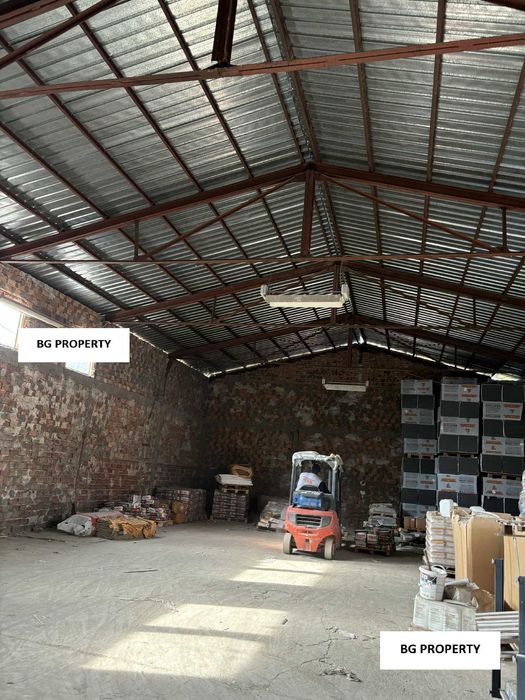 Хубав склад. Лесна локация