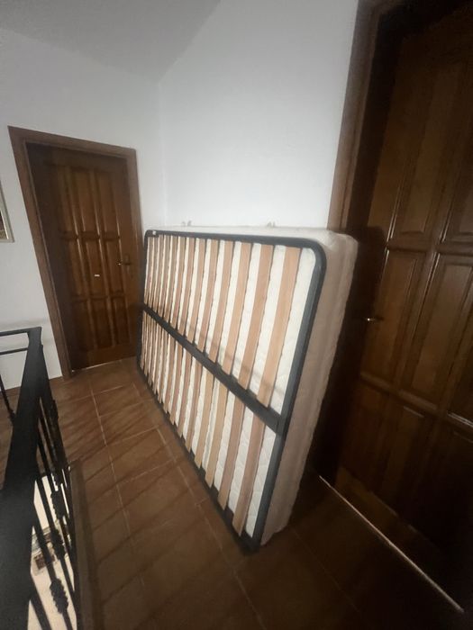 Легло 140/200 с подматрачна рамка и матрак