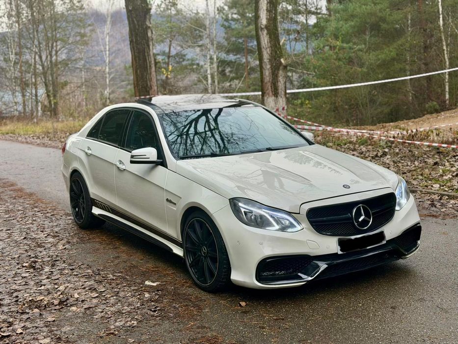 Mercedes E63 AMG facelift 600cp extra full